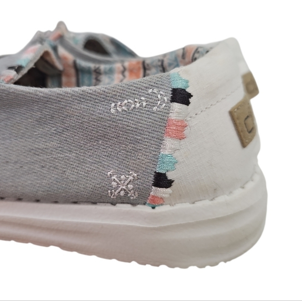 Hey Dude Wendy Boho Light Denim Slip-On Shoes Women’s 7 Casual Comfort Travel - Picture 8 of 13